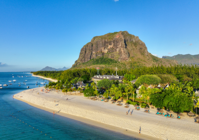 Le Morne Mountain - Taxis Mauritius