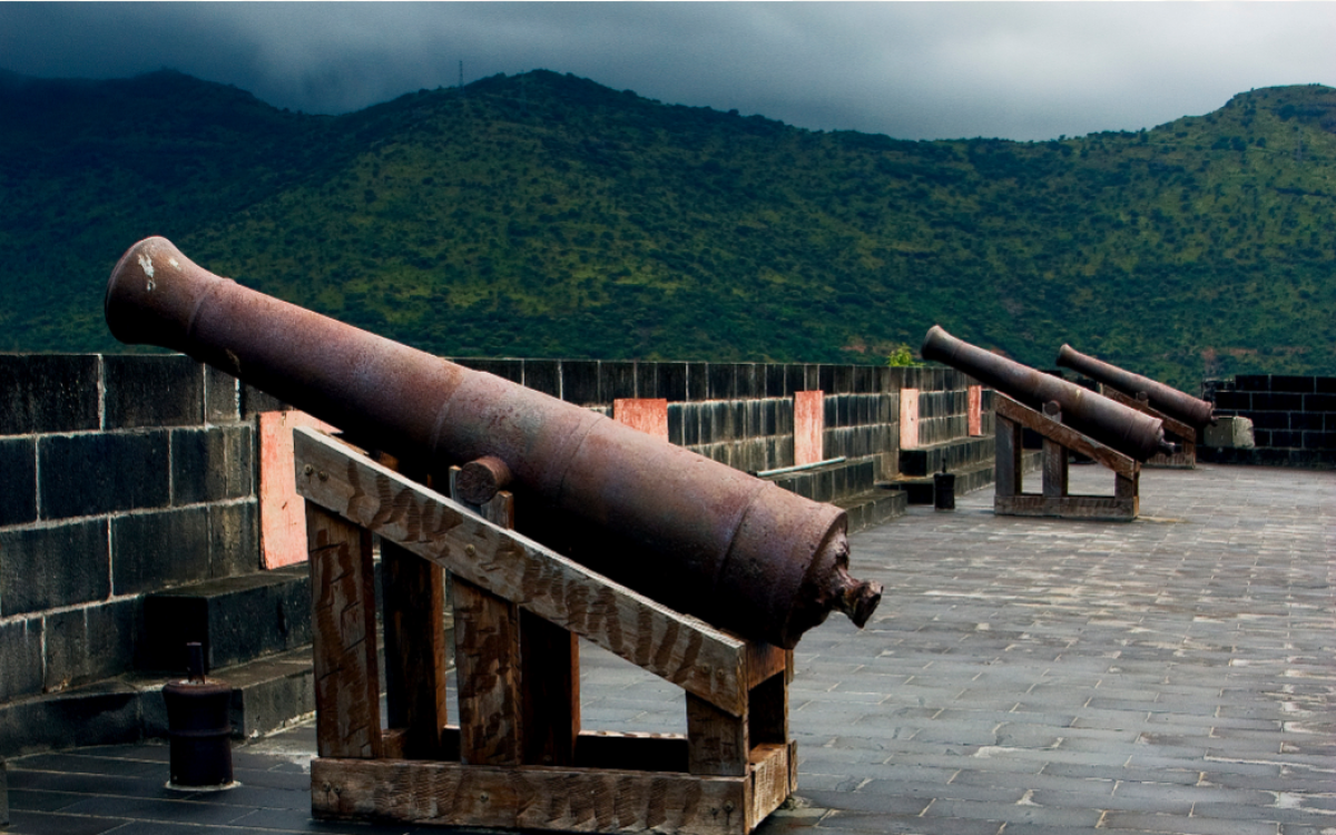 Fort Adelaide - Taxis Mauritius